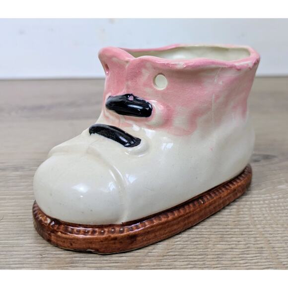 Mid-Century MCM Baby Shoe Planter Lot of 3 Ceramic McCoy Japan Girl Pink - Picture 5 of 16